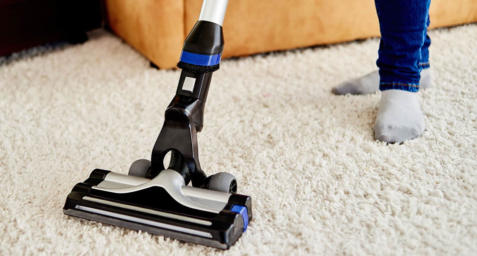 Top 14 Best Small Vacuum Cleaners To Buy in 2021