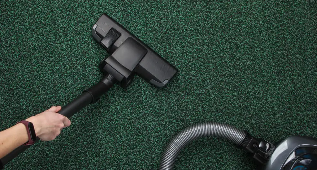 Top 15 Best Water Filtration Vacuum Cleaners To Buy in 2020