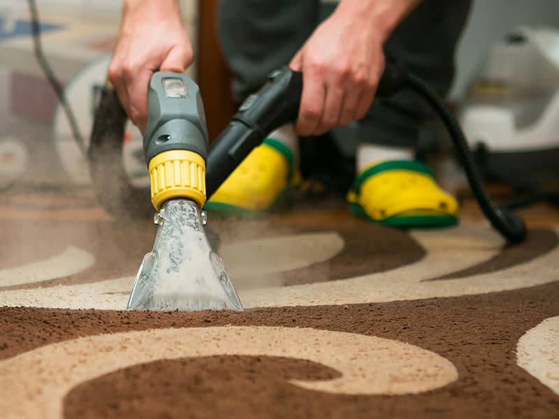 Cleaning Carpets With a Steam Vacuum